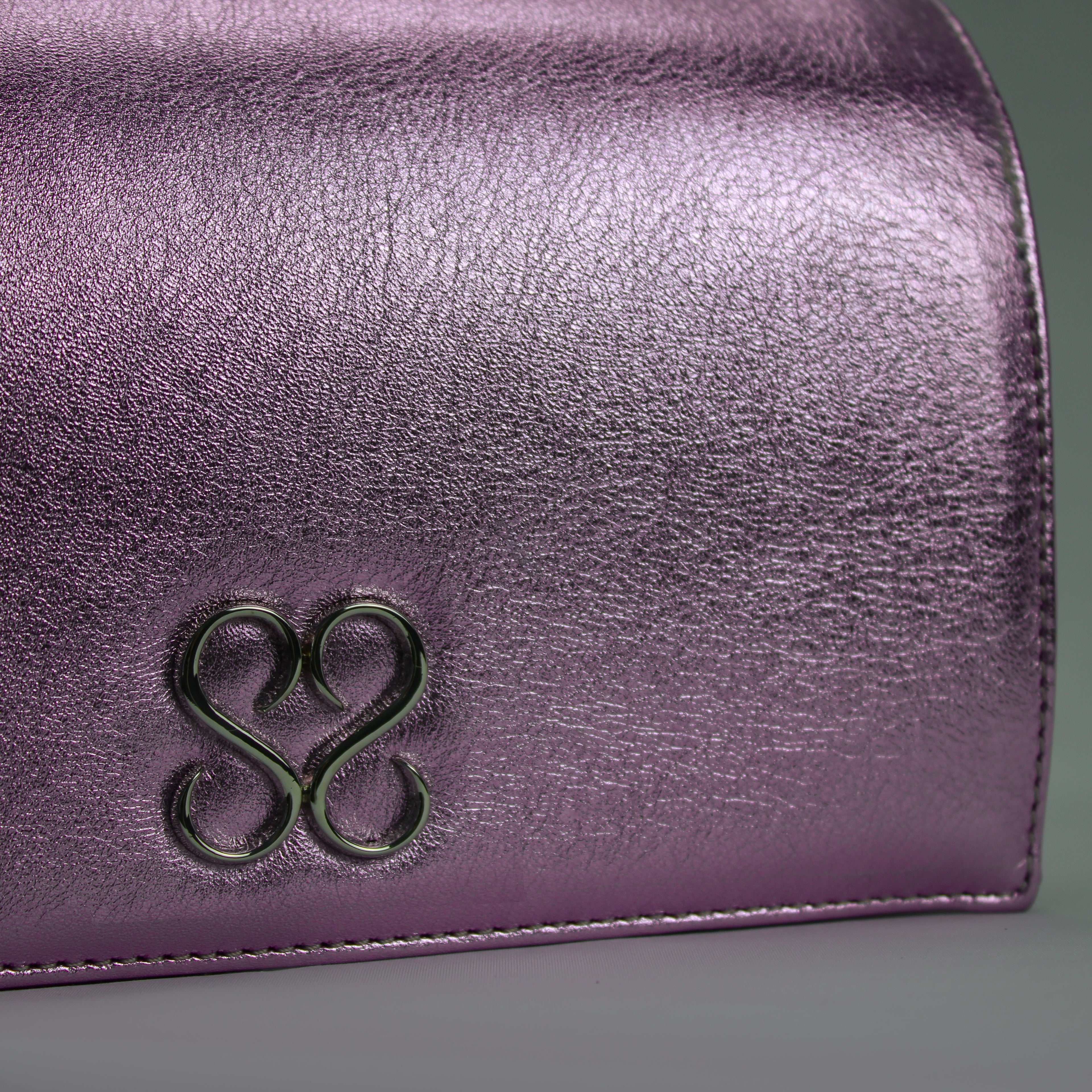 Molly Luxe Clutch in Corsage pink - Stessa by Sarah